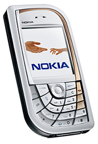     Nokia 7610  1,3- 