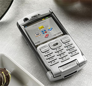   Sony Ericsson P990